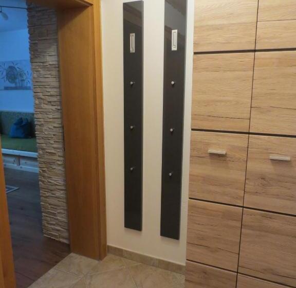 شقة غرفة نوم واحدة مزودة بشُرفة, Bio Bauernhof Vordergrubenbach   Familie Oberascher