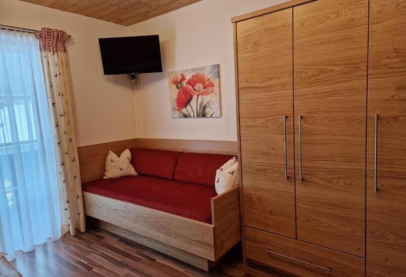 Номер Стандарт Трехместный, Bio Bauernhof Vordergrubenbach   Familie Oberascher