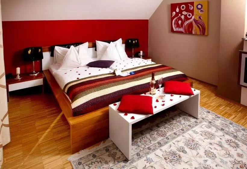 سوئیت با بالکن, Boutique Hotel Loipenhof