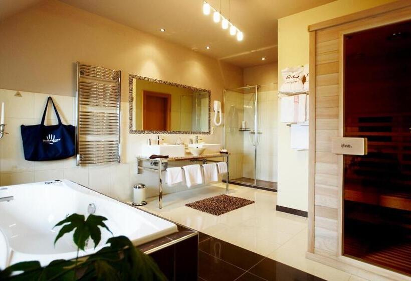 Люкс с Балконом, Boutique Hotel Loipenhof