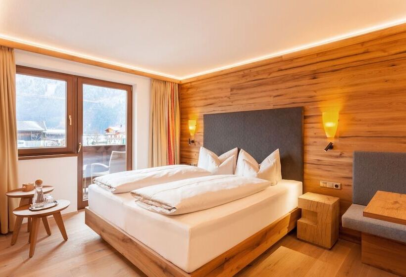 可观山景的小型套房, Ferienhotel Sonnenhof