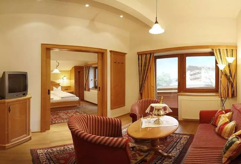マウンテンビューファミリールーム, Ferienhotel Sonnenhof