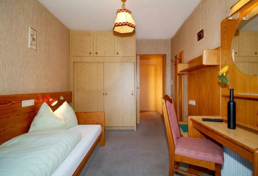 スタンダードシングルルーム, Alpina Regina