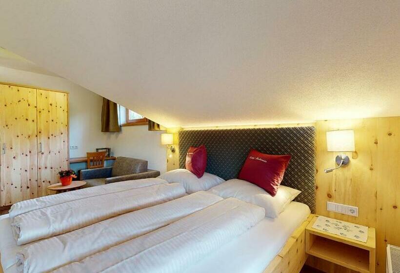 آپارتمان 2 خوابه, Erbhof Hinterrain