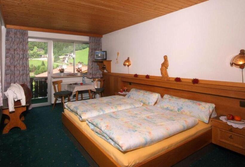 غرفة قياسية, Garni Maximilian