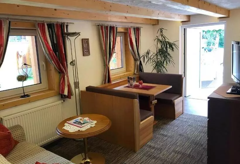Huoneisto 1 Makuuhuone, Pension Bergheim