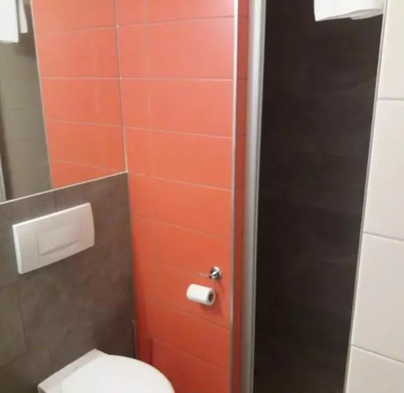 スタンダードシングルルーム, Jufa Hotel Graz Süd