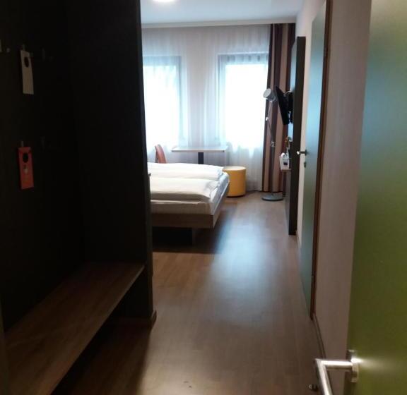 غرفة قياسية ثلاثية, Jufa Hotel Graz Süd