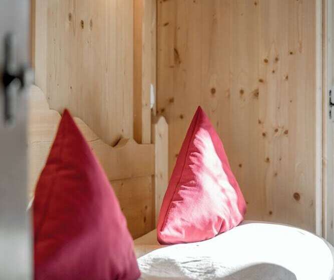 استودیوی استاندارد, Landhaus Edelweiss