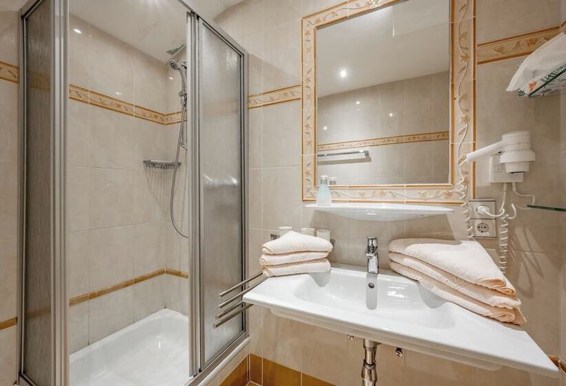 استودیوی استاندارد, Landhaus Edelweiss