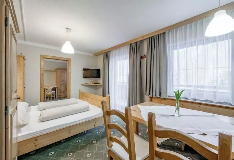 ファミリールーム, Landhaus Edelweiss