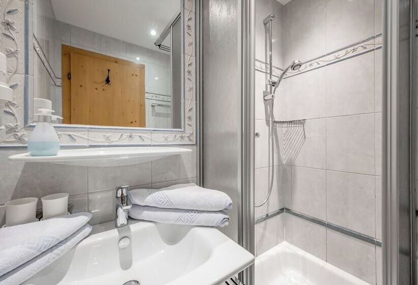 استودیوی استاندارد, Landhaus Edelweiss