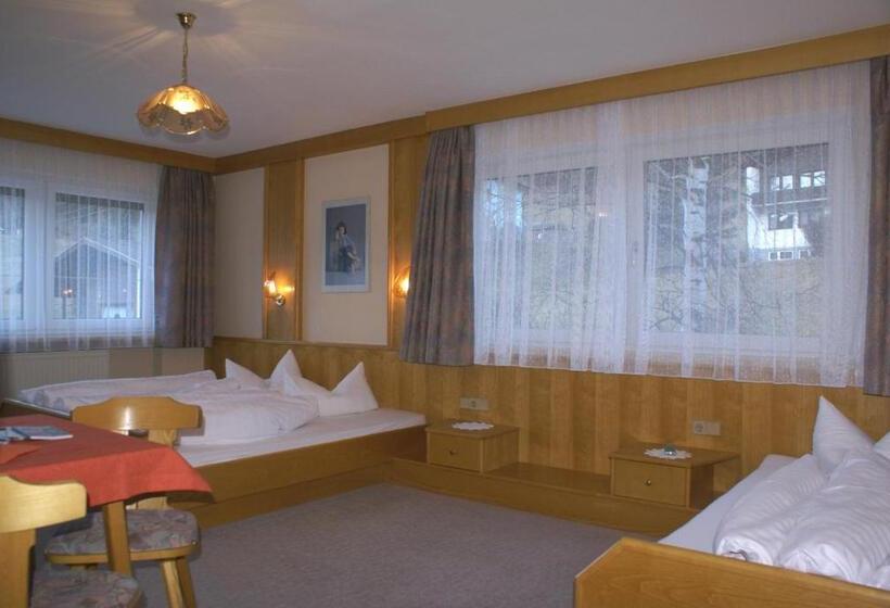 带阳台的三人标准间, Gasthof Hirschen