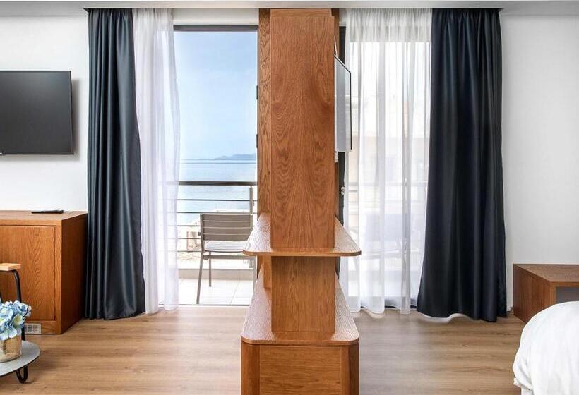 سوییت جونیور با چشم‌انداز دریا, Days City Suites