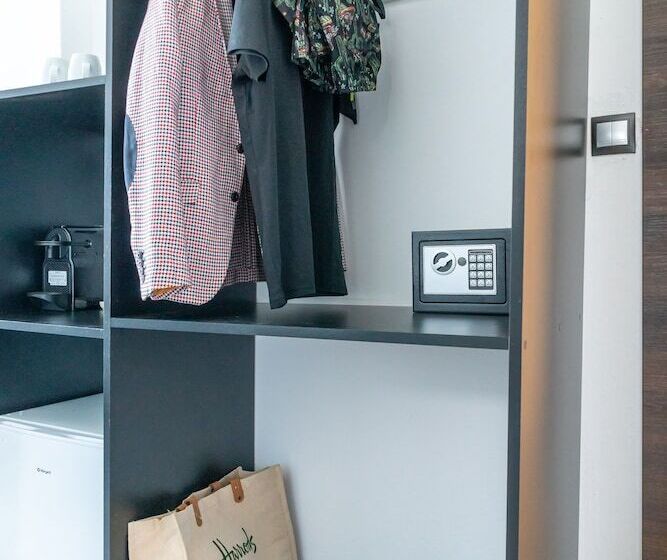 オーシャンビューデラックスステューディオ, Mr P. Boutique Residence