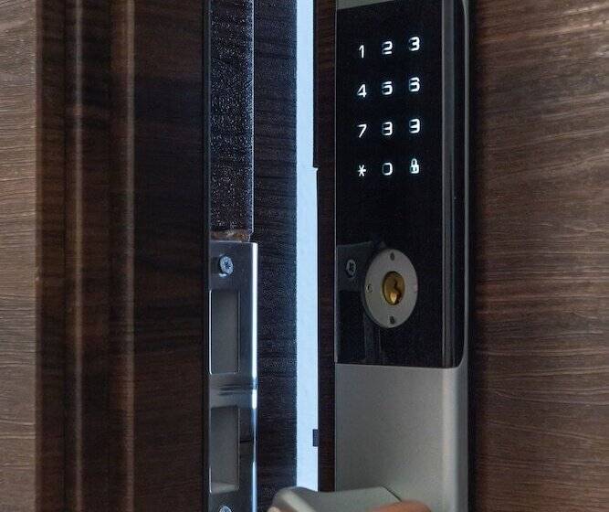 オーシャンビューデラックスステューディオ, Mr P. Boutique Residence