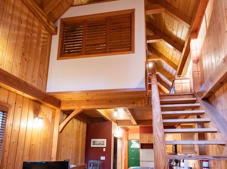 キャビン, The Cabins At Terrace Beach