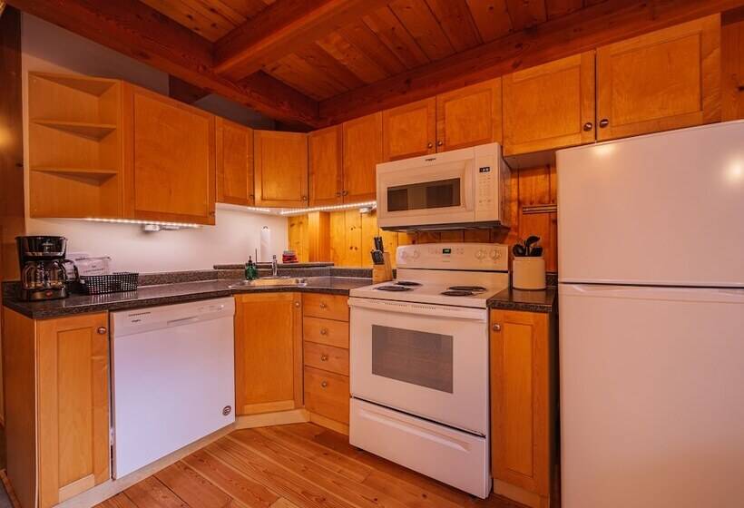 キャビン, The Cabins At Terrace Beach