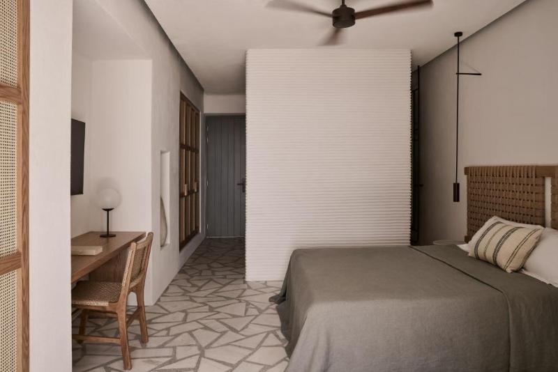 سوییت جونیور با چشمانداز استخر, Archipelagos All Suites