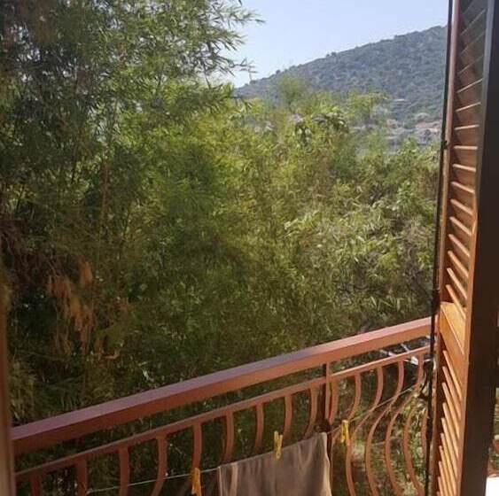 Pokój Standard Widok Ogród, Moustakis