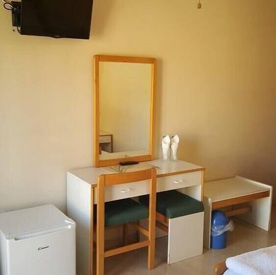 Pokój Standard Widok Ogród, Moustakis