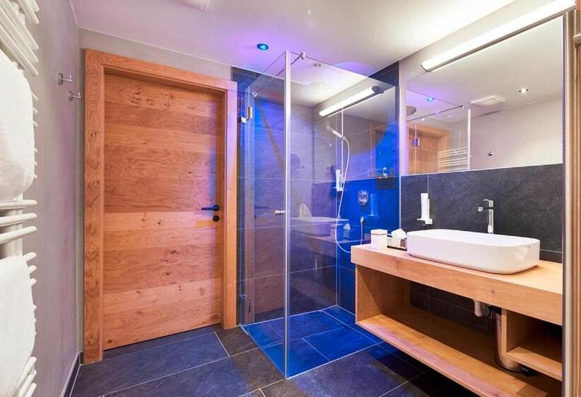 اتاق استاندارد با بالکن, Bauernhof Hotel Oberschwarzach