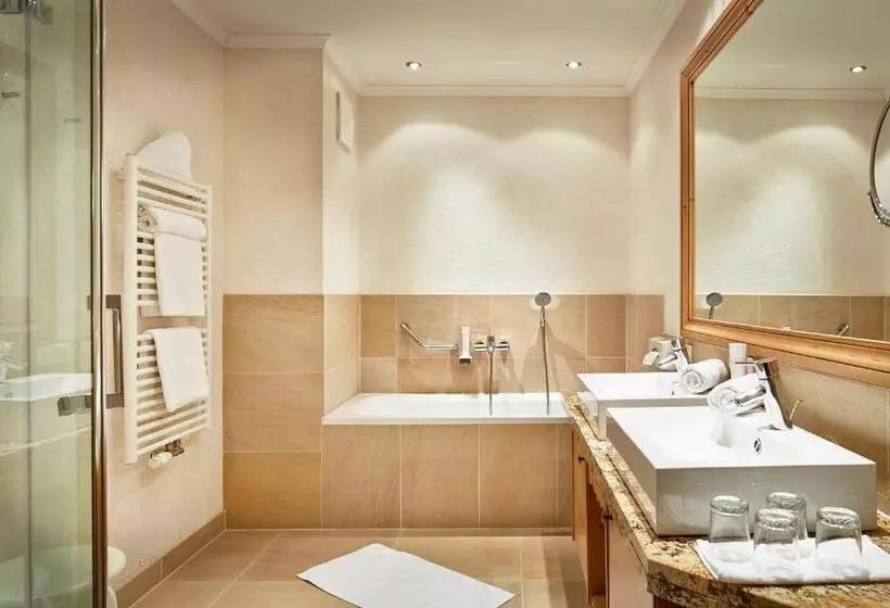 スーペリアースイート, Bauernhof Hotel Oberschwarzach
