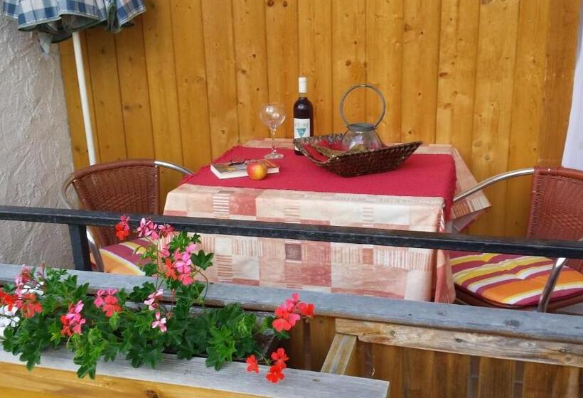 شقة 3 غرف, Appartements Fritz Sagmeister