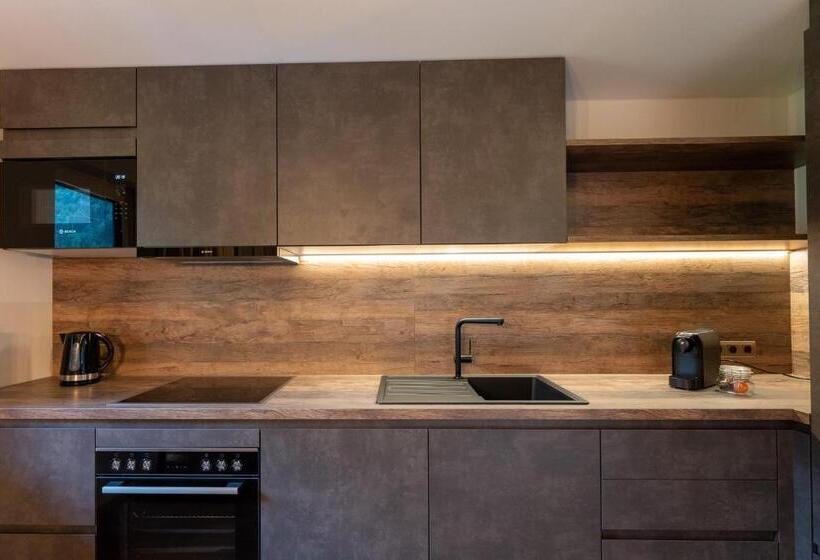 Апартаменты 2 Спальни, Das Lindtal   Appartements