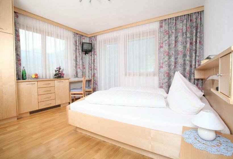 غرفة قياسية مزوَّدة بشُرفة, Garni Haus Anita