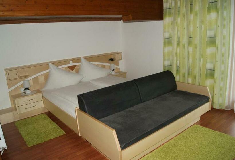 غرفة قياسية مزوَّدة بشُرفة, Garni Haus Anita