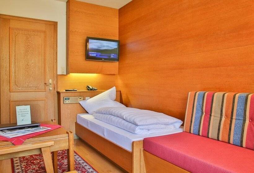 スタンダードシングルルーム, Pension Neururer