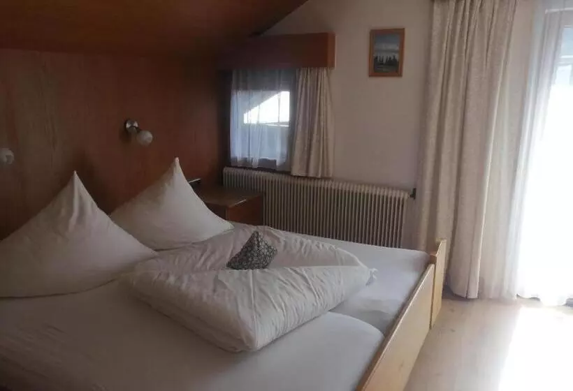 آپارتمان 1 خوابه با بالکن, Haus Stefan