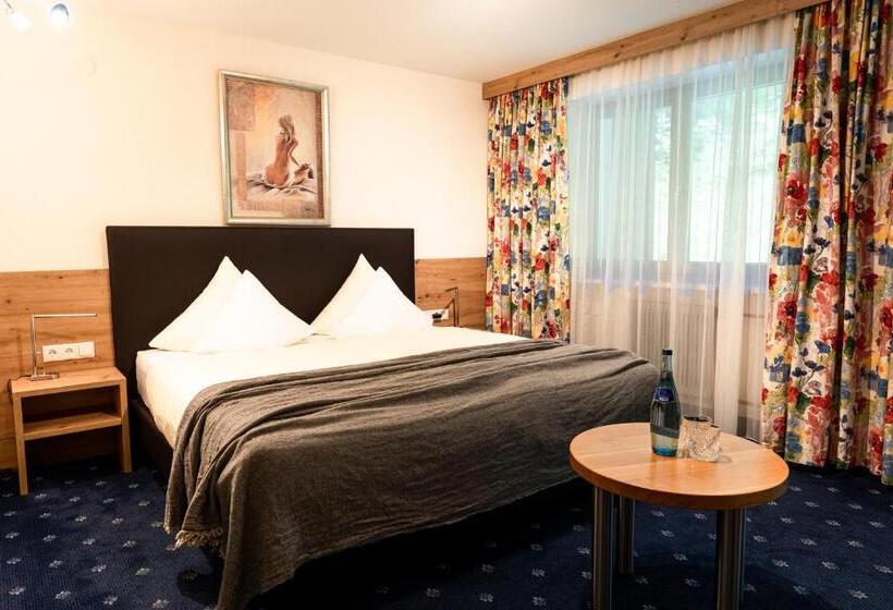 スーペリアファミリールーム, Edelweiss