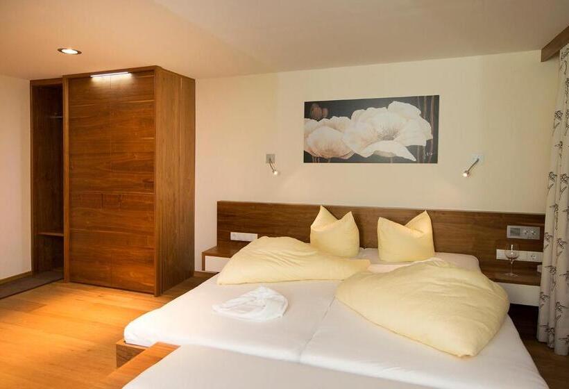 デラックスルーム, Edelweiss