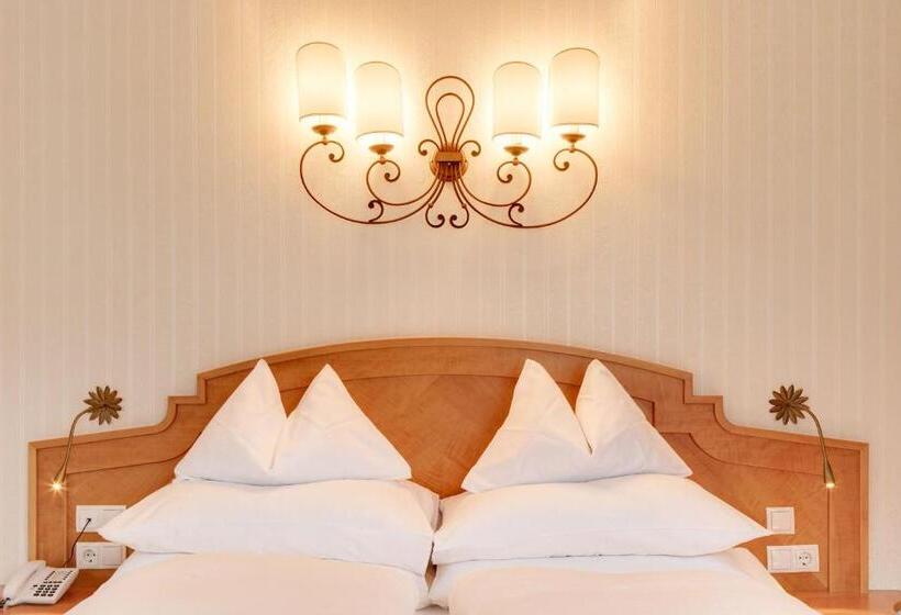 سوییت لوکس, Edenlehen