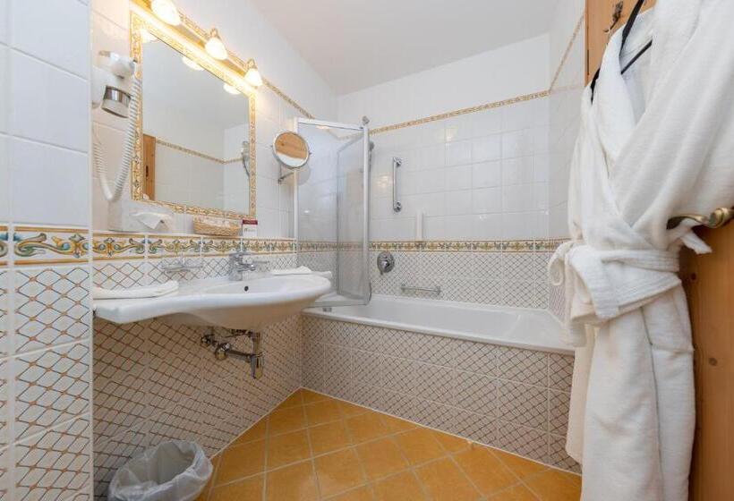 اتاق خانوادگی, Edenlehen