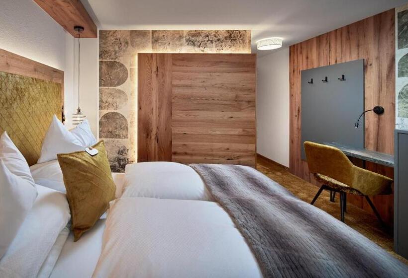 اتاق استاندارد با بالکن, Edenlehen