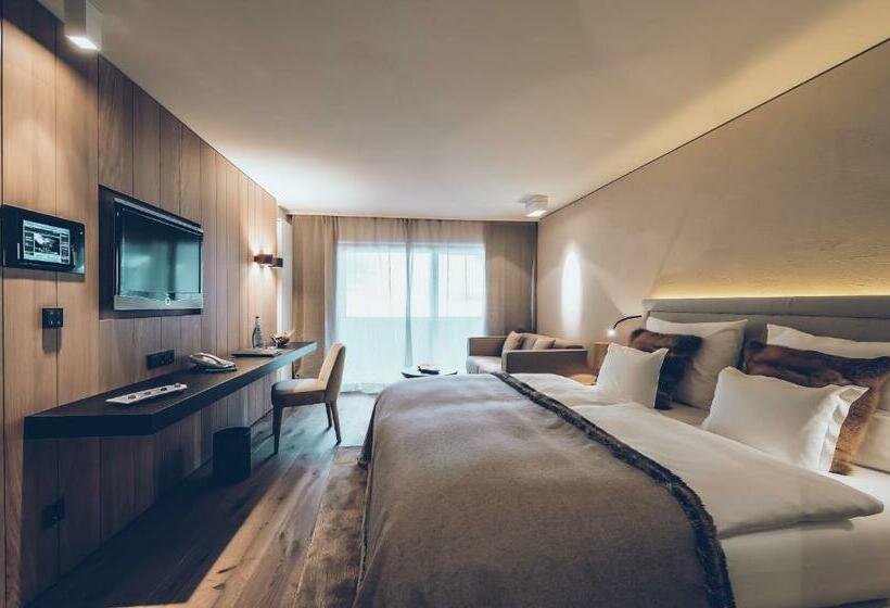 غرفة سوبيريور مزودة بشرفة, Elizabeth Art