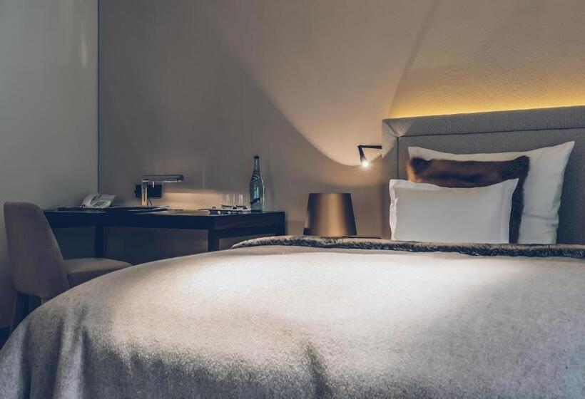 غرفة بريميوم, Elizabeth Art