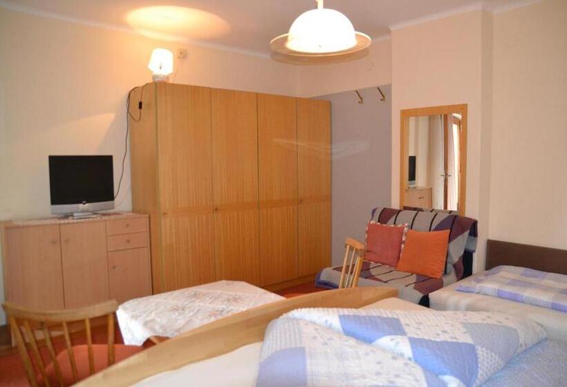 דירה בת חדר שינה 1 עם מרפסת, Frühstückspension Blasge