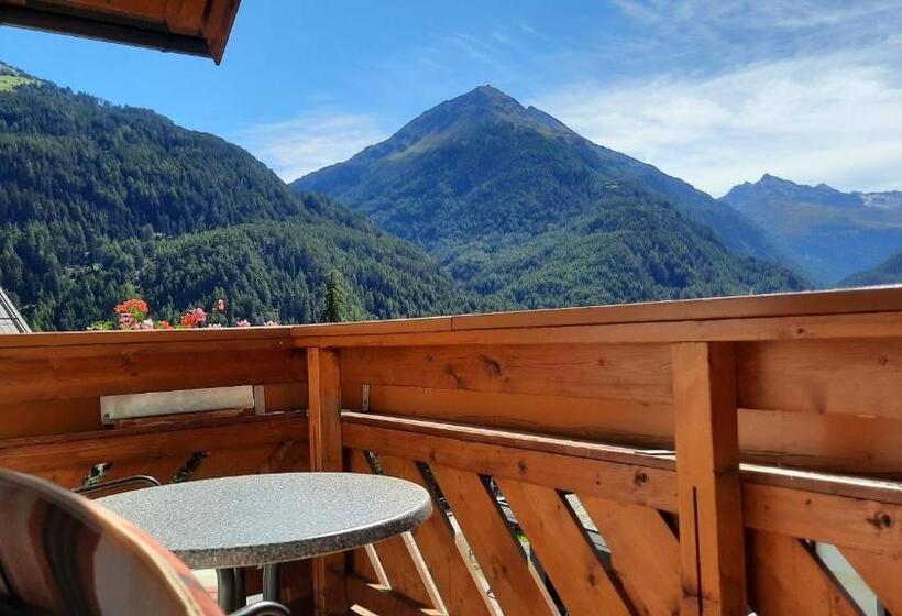 Comfort room with balcony, Frühstückspension Rehwinkl