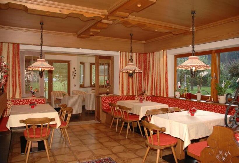 شقة غرفة نوم واحدة مزودة بشُرفة, Garni Almhof