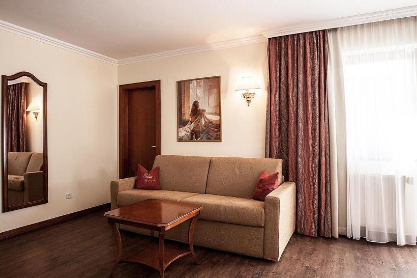 اتاق لوکس, Gramaser