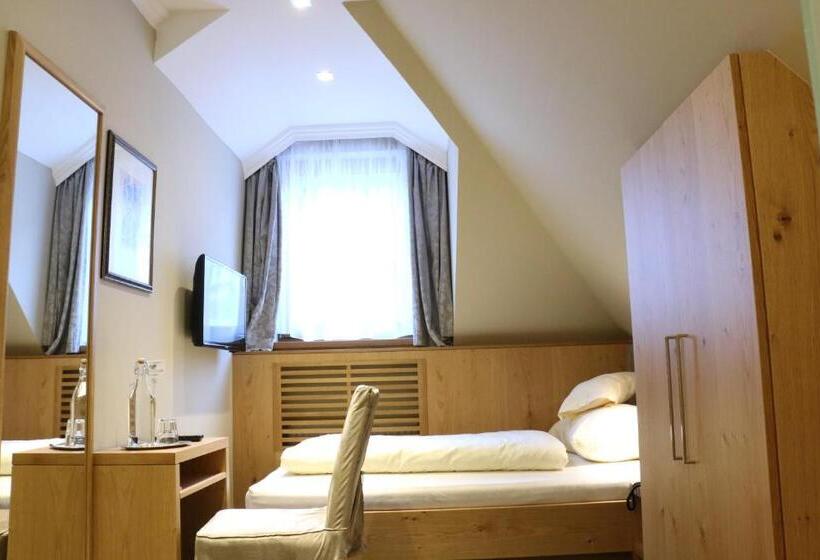 غرفة قياسية فردية, Gramaser