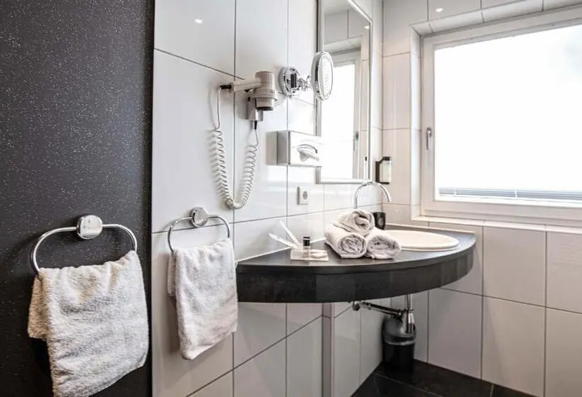 Quarto deluxe, Gramaser