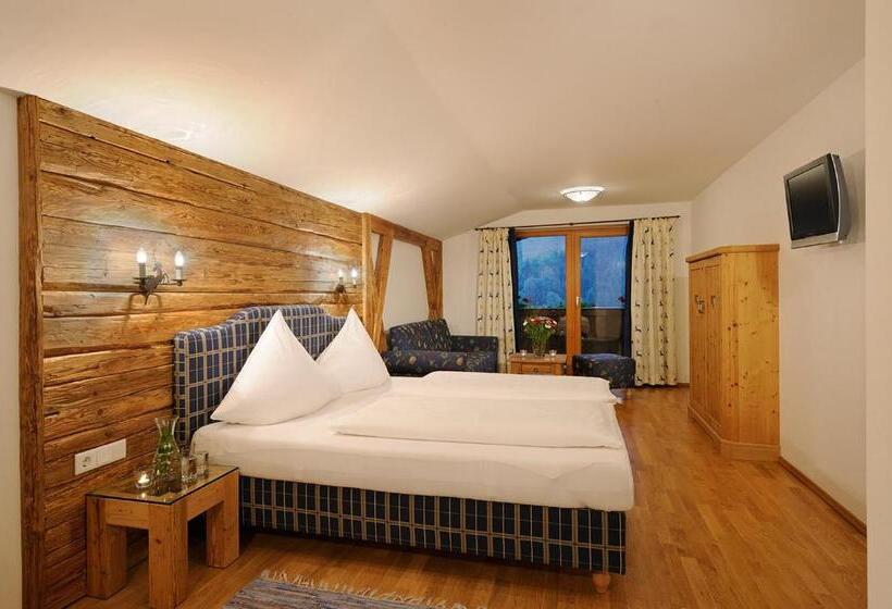 バルコニー付きジュニアスイート, Marten