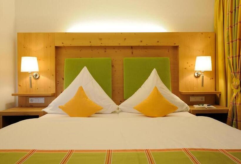 バルコニー付きジュニアスイート, Marten