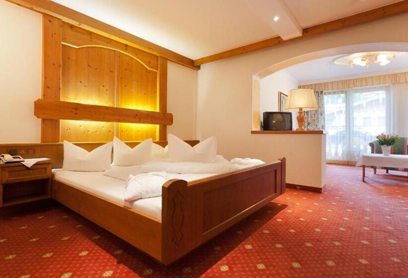 جناح جونيور مزوَّد بشرفة, Neue Post