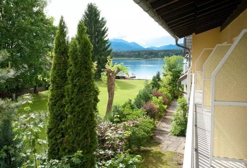 Standardzimmer mit Balkon, Seevilla Wochinz